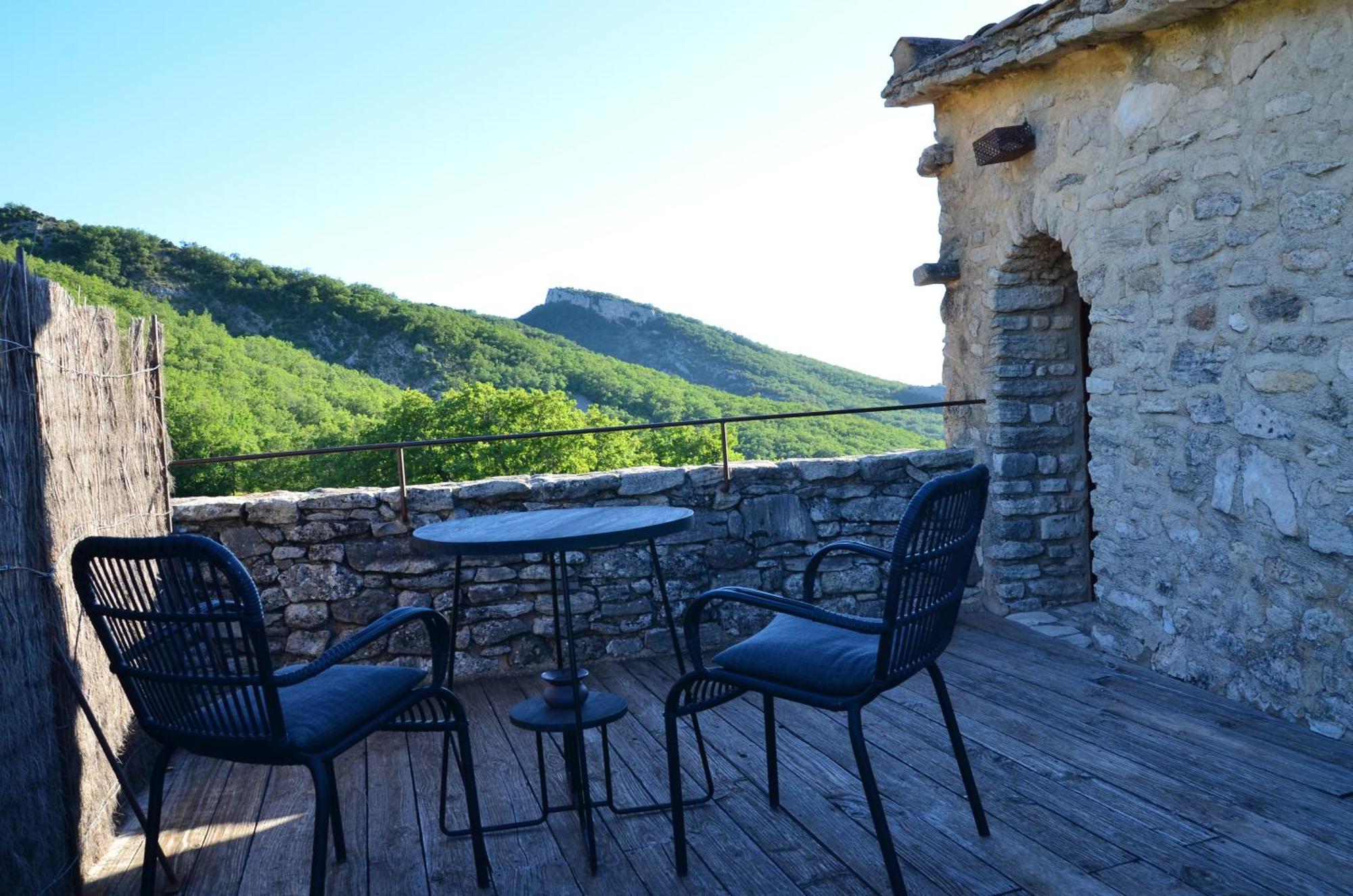 Le Domaine Du Castellas Sivergues Экстерьер фото