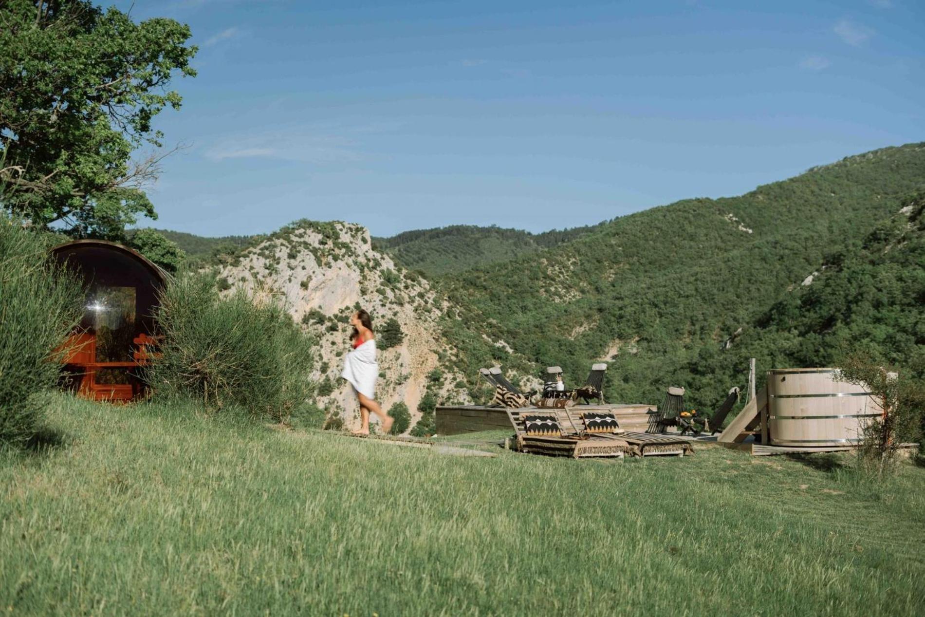 Le Domaine Du Castellas Sivergues Экстерьер фото